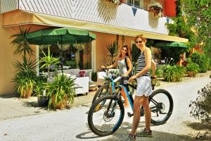 Hostia v ubytovaní Flairhotel am Wörthersee