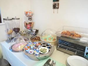 Jedlo v ubytovaní bed & breakfast alebo blízkom okolí