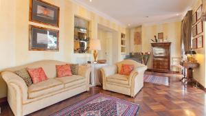 Gallery image of Rental in Rome - Fontana Di Trevi Penthouse in Rome