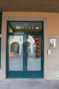 Certifikát, hodnocení, plakát nebo jiný dokument vystavený v ubytování Hotel El Castillo