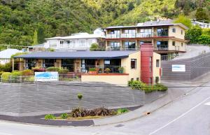 Zgrada u kojoj se nalazi motel