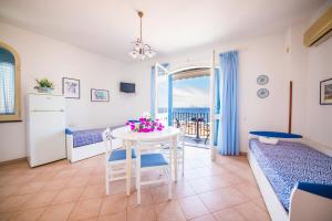 Postel nebo postele na pokoji v ubytování Mistral Residence