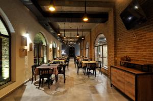 Restaurace v ubytování Babaneuris Marani