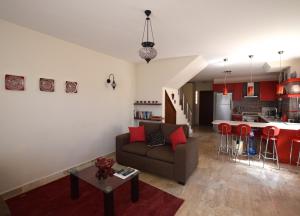 Kuchyň nebo kuchyňský kout v ubytování Truffle Residences Apartments