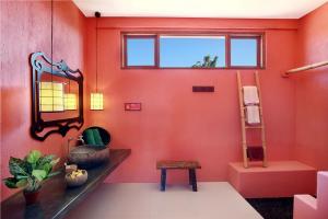 Fotografie z fotogalerie ubytování PinkCoco Uluwatu - Constant Surprises & for Cool Adults Only v destinaci Uluwatu