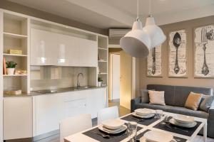 Kuchyňa alebo kuchynka v ubytovaní Matteotti Home Verona