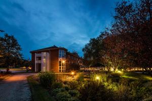 Aed väljaspool majutusasutust First Hotel Olofström