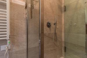 A bathroom at CASA DELL'ARTISTA