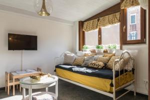 A bed or beds in a room at CASA DELL'ARTISTA