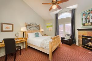 Katil atau katil-katil dalam bilik di The Bradley Boulder Inn
