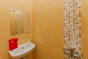 Gallery image of RedDoorz Plus near Ciputra World Kuningan 2 in Jakarta