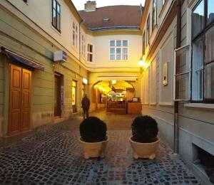 Budova, v ktorej sa apartmán nachádza