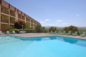 Bazen v nastanitvi oz. blizu nastanitve Red Lion Hotel Pendleton