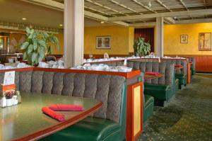 Restavracija oz. druge možnosti za prehrano v nastanitvi Red Lion Hotel Pendleton