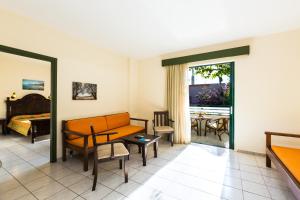 A seating area at Trefon Hotel Apartments and Family Suites