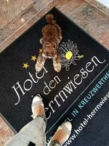Certifikát, hodnocení, plakát nebo jiný dokument vystavený v ubytování Hotel in den Herrnwiesen