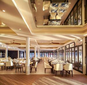 A restaurant or other place to eat at The Boathouse Phuket - SHA Plus