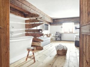 Część wypoczynkowa w obiekcie Hotel & Gourmetwirtshaus Kirchenwirt seit 1326