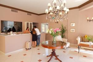 Hosté ubytování Lambrinos Suites