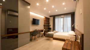 A television and/or entertainment centre at B&B Rakel Home