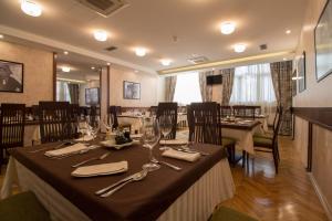 Restaurace v ubytování Hotel Yugoslavia