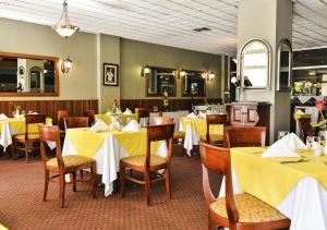 Restoran ili drugo mesto za obedovanje u objektu Hotel Plaza San Martin