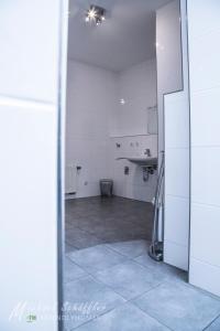 Kylpyhuone majoituspaikassa Smart and Happy Living Fürth
