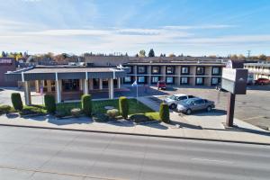 Imagen de la galería de El Rancho Hotel, en Williston