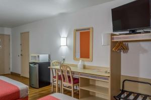 Afbeelding uit fotogalerij van Motel 6-Redmond, OR in Redmond