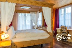 Postel nebo postele na pokoji v ubytování Hotel Bären