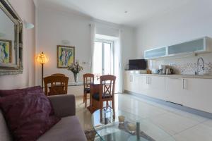 Kuchyň nebo kuchyňský kout v ubytování Apartments Villa Victoria