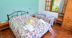 Gallery image of Alex-Giannis Apartments, Barbati in Barbati