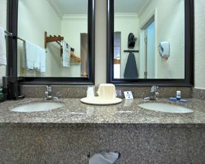 Koupelna v ubytování Americas Best Value Inn Kingsville