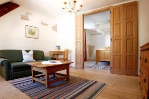Χώρος καθιστικού στο Hotel Post Karlon