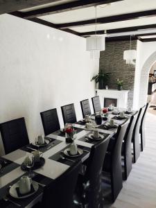 Εστιατόριο ή άλλο μέρος για φαγητό στο Hotel Ammerland garni