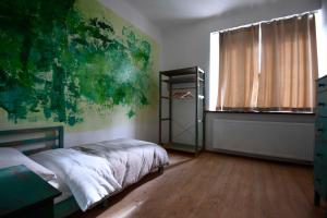 Двухъярусная кровать или двухъярусные кровати в номере Giotto Apartments
