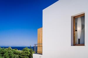 a view of the ocean from a house at Semeli in Kokkari