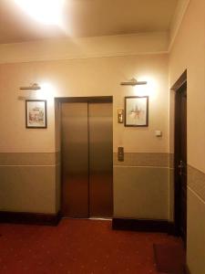 Zdjęcie z galerii obiektu GoldStar Luxury Old Town Krakow Apartment w Krakowie