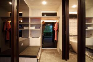 Foto dalla galleria di Baba Beach Club Natai Luxury Pool Villa Hotel by Sri panwa - SHA Plus a Natai Beach