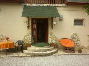 Budova, v ktorej sa ubytovanie bed & breakfast nachádza