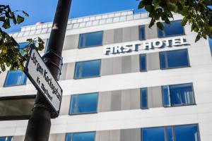 Certificado, premio, señal o documento que está expuesto en First Hotel Jörgen Kock