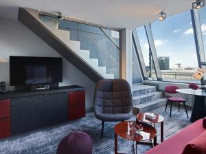 Posezení v ubytování Sofitel Munich Bayerpost