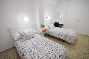 Hostal On Dormire Valencia, Valencia – Updated 2022 Prices
