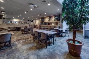 Ristorante o altro punto ristoro di Heritage Inn Hotel & Convention Centre - Cranbrook