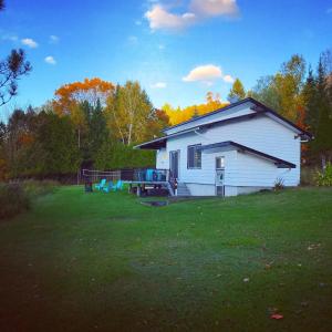 Zahrada ubytování Chalet Riverain CRDS Tremblant