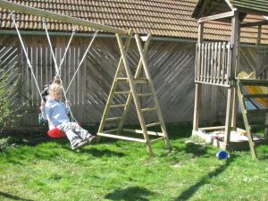 Herní místnost nebo prostor pro děti v ubytování Bauernhof Flucher-Plaschg