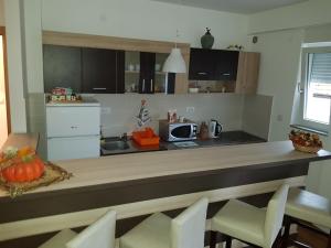 Dapur atau dapur kecil di Apartment Lux Lomina