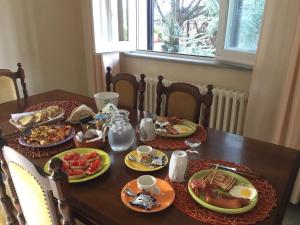 Jídlo v bed and breakfast nebo okolí