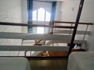 Двох'ярусне ліжко або двоярусні ліжка в номері Hotel Montesol Arttyco