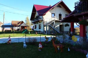 Φωτογραφία από το άλμπουμ του Garofita Pietrei Craiului σε Pestera